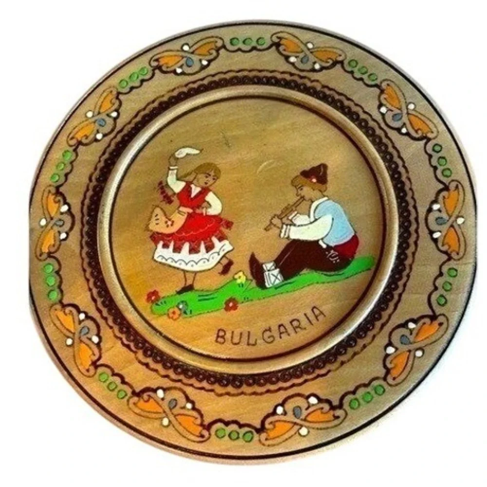 Set of‎ 3 Vintage Wooden Plates Folk Art Bulgaria Hand Painted Decorative
